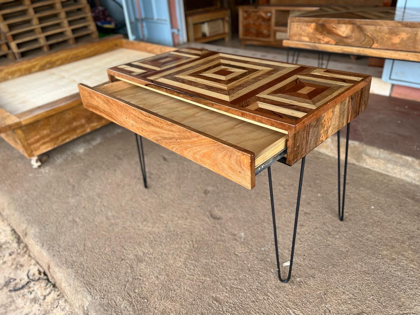 Mango wood pattern home office desk with a mix of mahogany wood