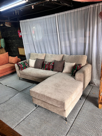 Light grey l-shape for ksh 90,000.