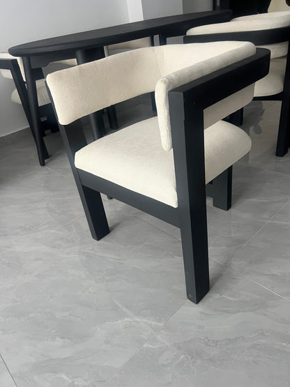 Dining room sets for sale in Kenya.Dining table sets in Kenya.Best affordable 4-Seater Dining table Sets for every budget.Dining table set in Kenya.Dining table in Kenya.Dining tables for sale in Nairobi