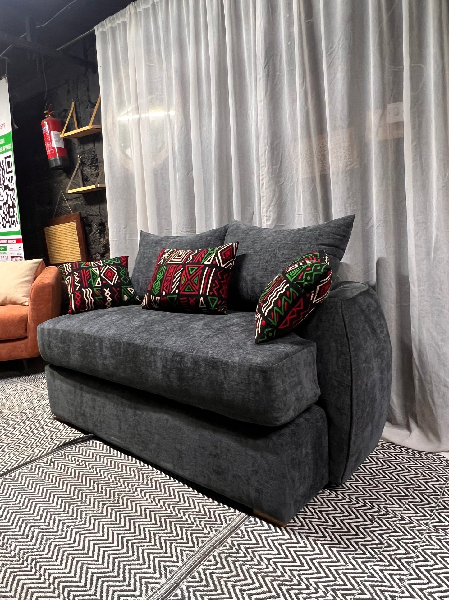 Curved grey 3 seater for ksh 75,000