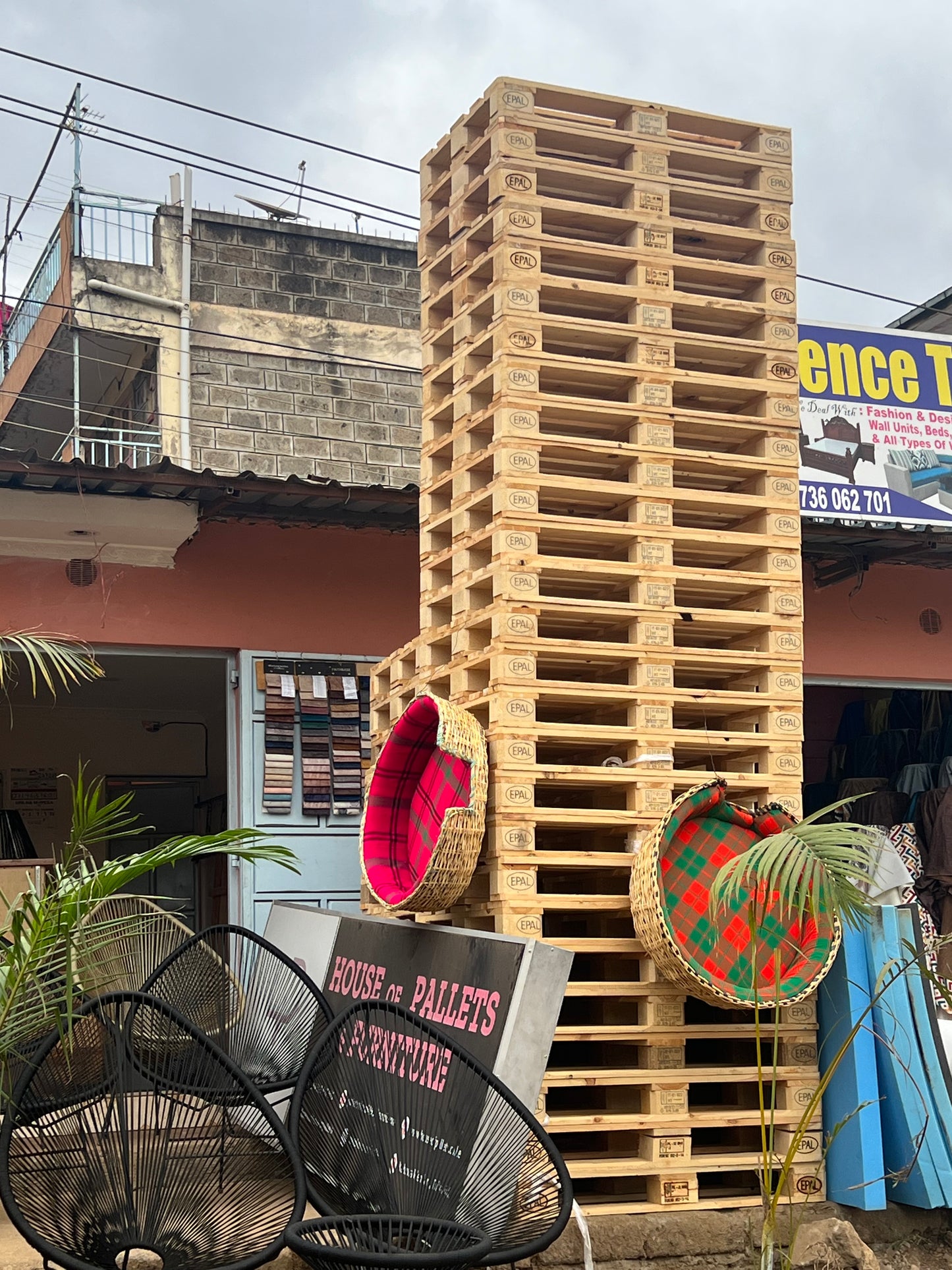 Quality wooden pallets.Wooden Pallets supplier in Nairobi.Wooden Pallets disributor in Kenya.Pallets Nairobi.Epal pallets in Nairobi.Wooden pallets supplier in Nairobi.