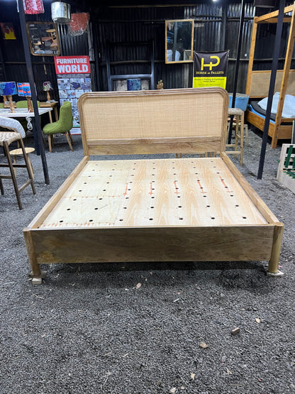 Mango wood rattan bed with curved headboard