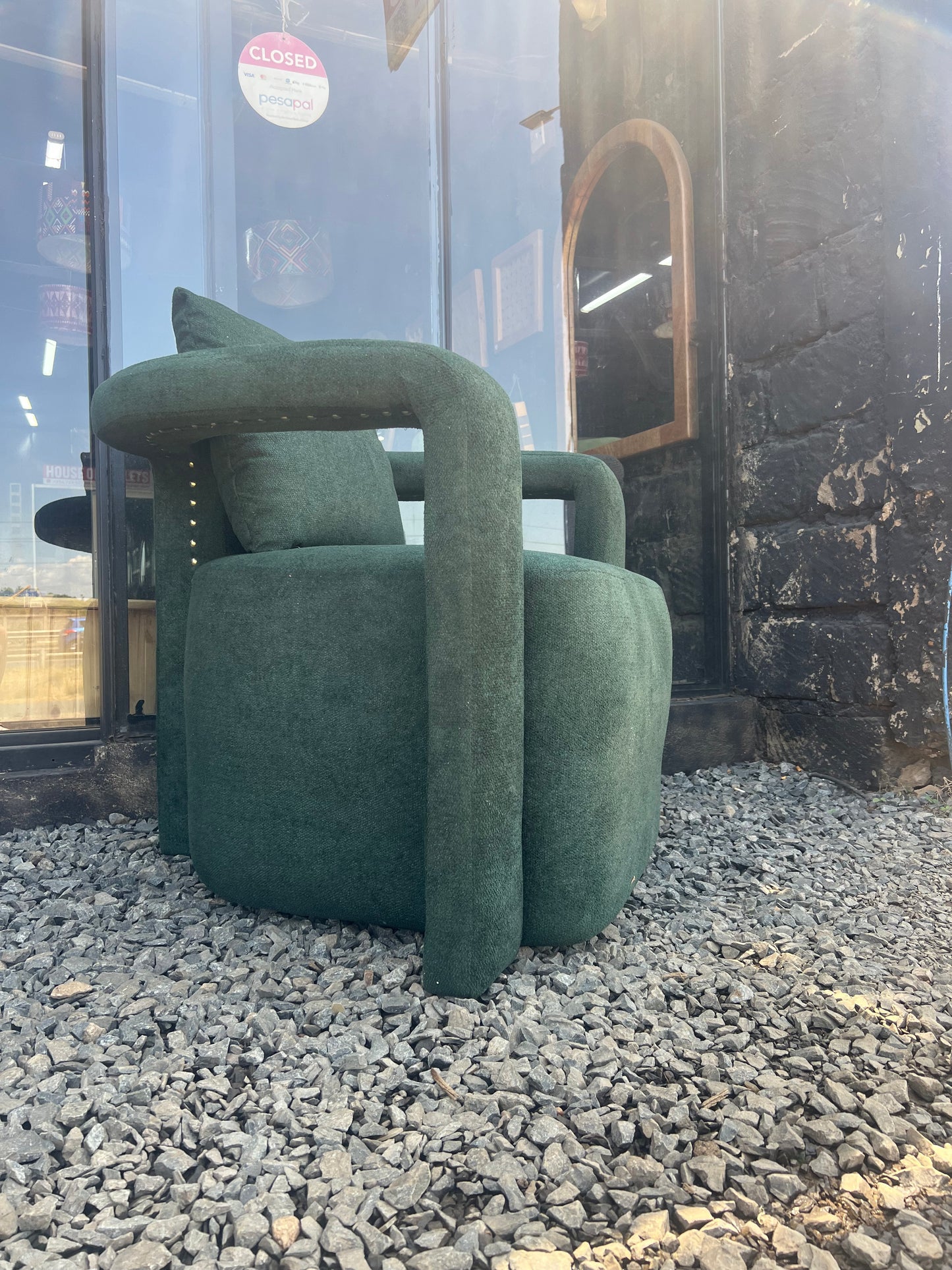 Accent chairs-Single recliners and accent chairs in Kenya. Arm chairs and accent chairs.Affordable and modern accent chairs.Accent and occasional chairs kenya.