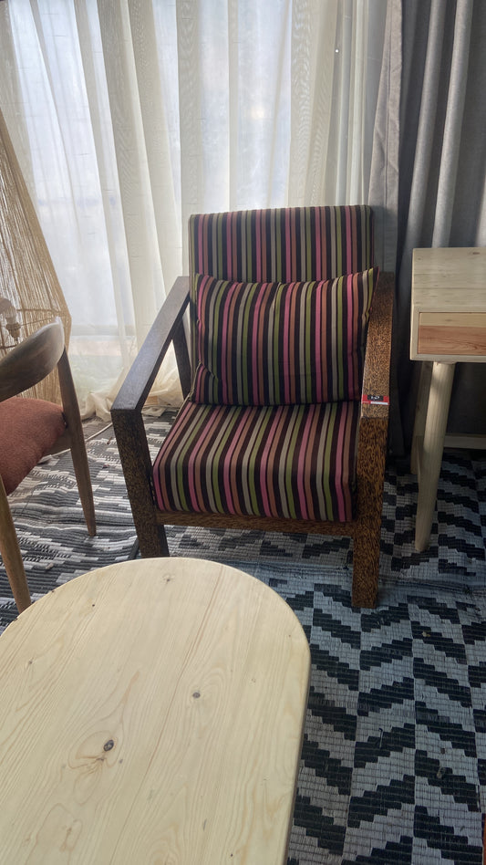 Arm chair