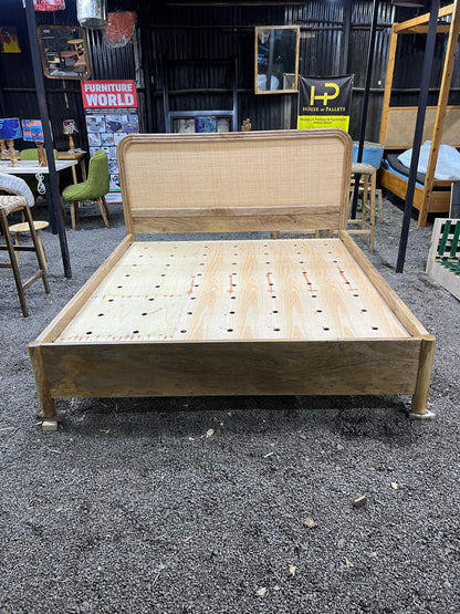 Mango wood rattan bed with curved headboard
