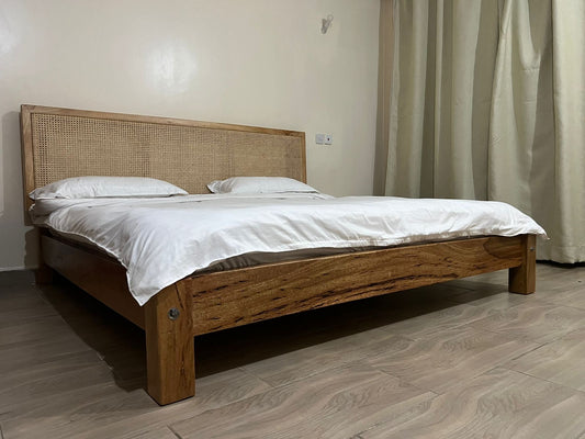 Kingsize Mahogany Bed