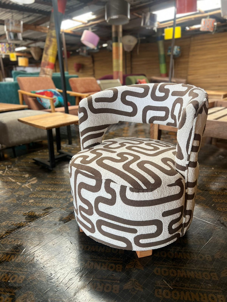 Accent chairs-Single recliners and accent chairs in Kenya. Arm chairs and accent chairs.Affordable and modern accent chairs.Accent and occasional chairs kenya.