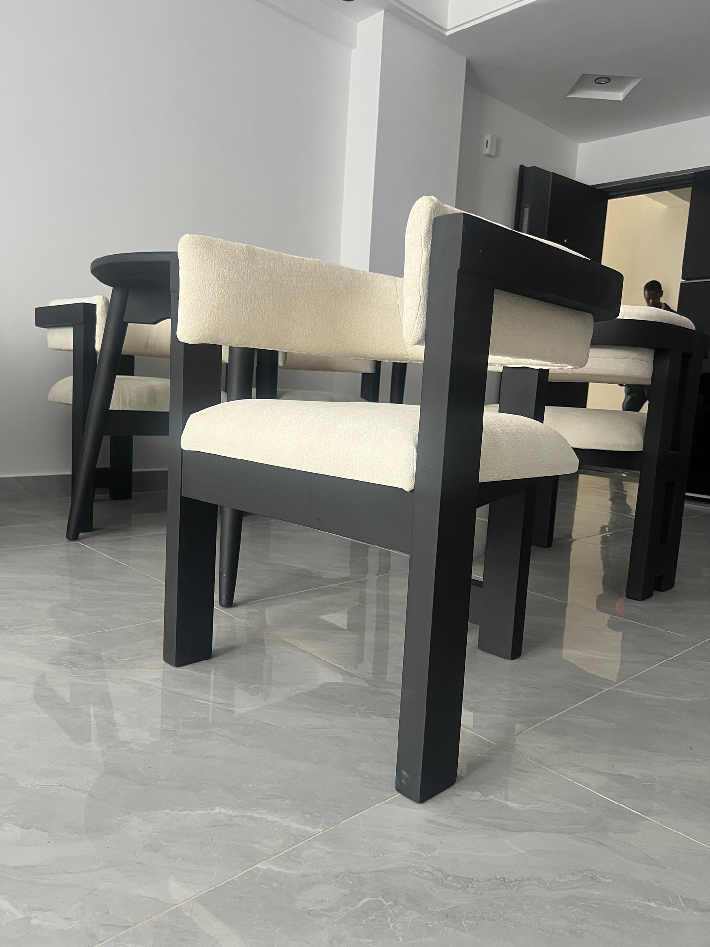 Dining room sets for sale in Kenya.Dining table sets in Kenya.Best affordable 4-Seater Dining table Sets for every budget.Dining table set in Kenya.Dining table in Kenya.Dining tables for sale in Nairobi
