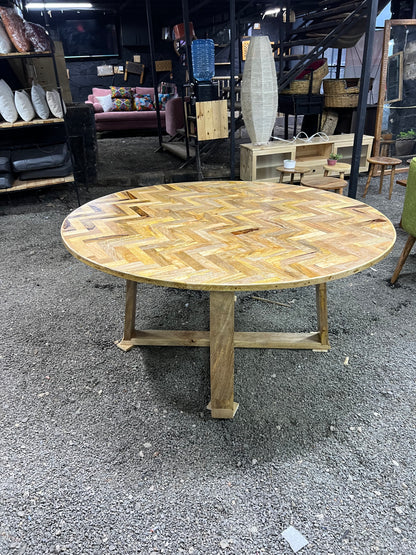 Round Mango wood herringbone pattern dining table