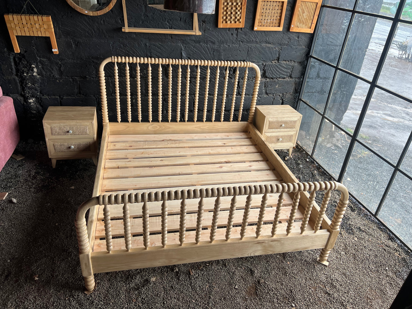 Spindle meru oak bed with rattan side bed set