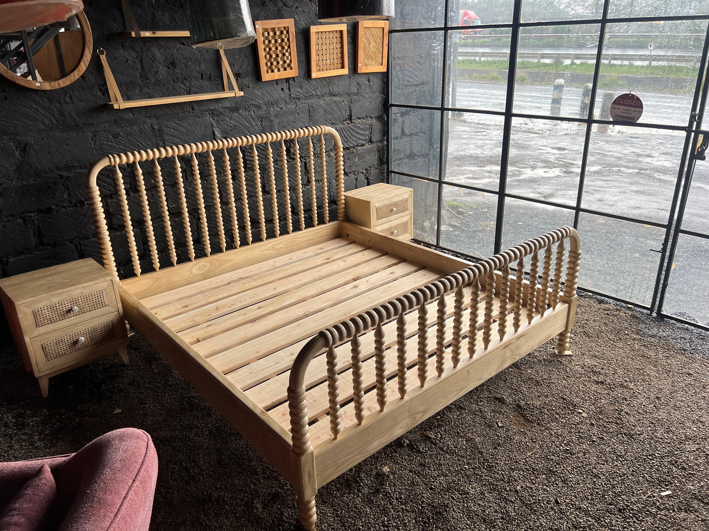 Spindle meru oak bed with rattan side bed set