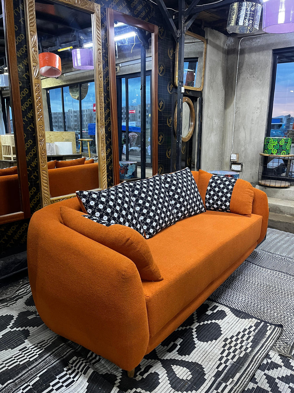 Buy 3 seater sofas in Kenya for sale.Sofa set chesterfield 3 seater.3 seater recliner sofas in Kenya.