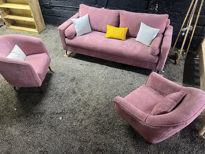 Pink 5 seater set available