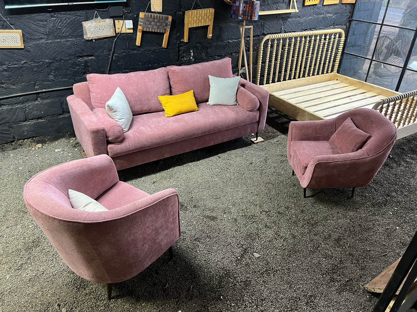 Pink 5 seater set available