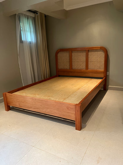 Mahogany arch rattan bed