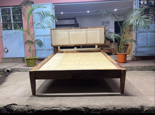 Kingsize Ratan Mango wood Bed