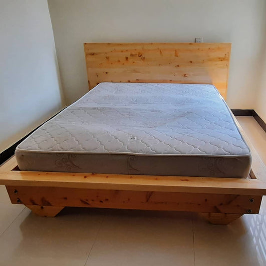 Cypress box bed queen size