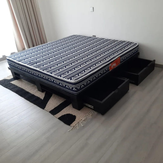 Pallet platform Bed