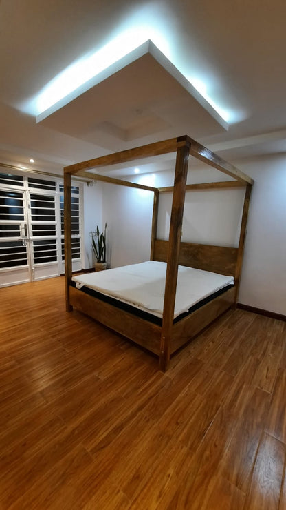 5x6 Mango Pole Bed