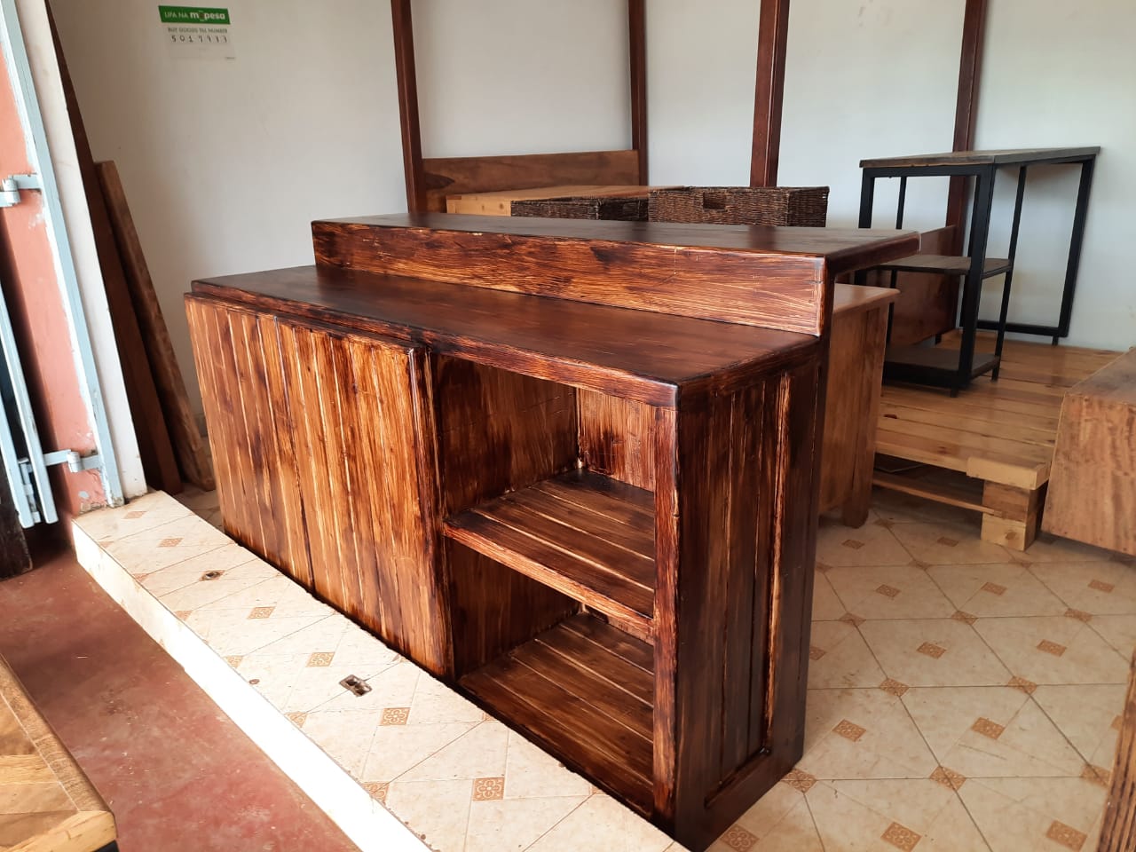 Bar counter