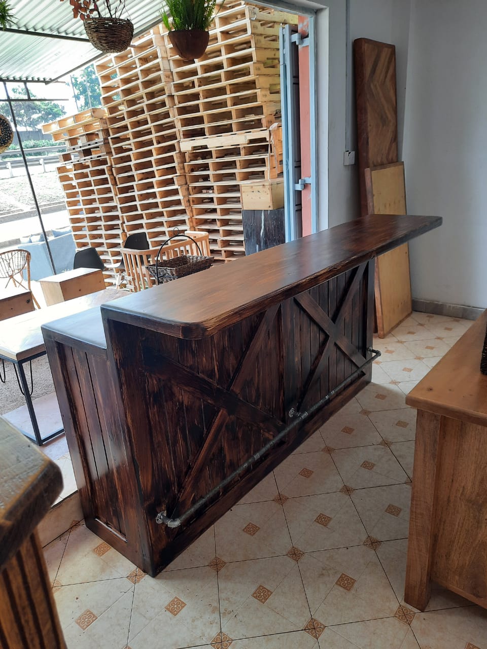 Bar counter